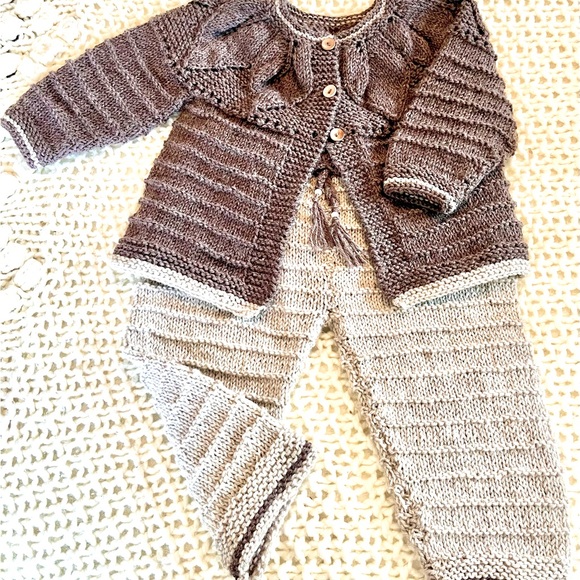 Other - Merino wool set, 2T/3T thick 100% soft merino wool. Shoulder leaf  pattern